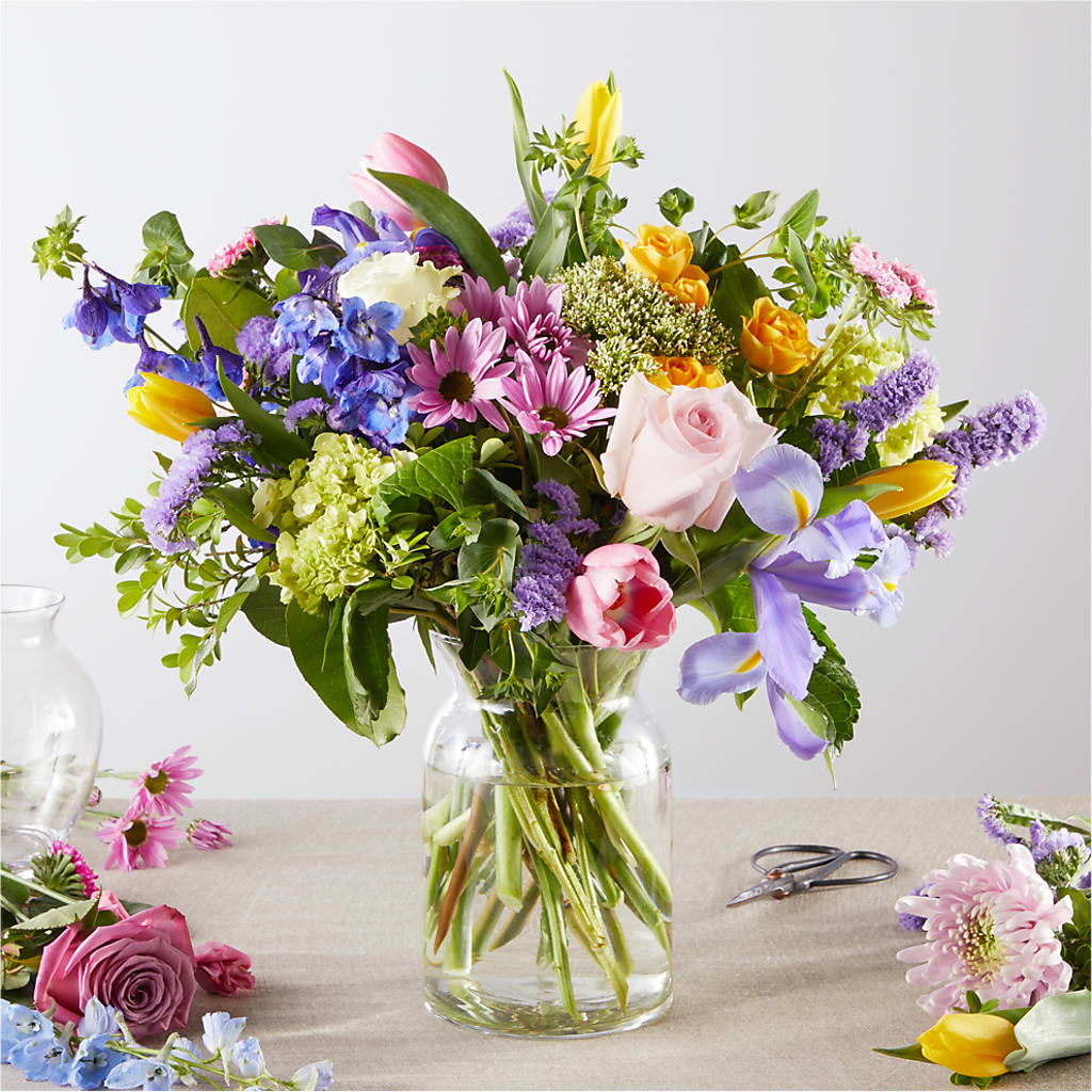 Pastel Tradition - A Florist Original – LANELLE'S FLORAL DESIGNS, Livonia LA