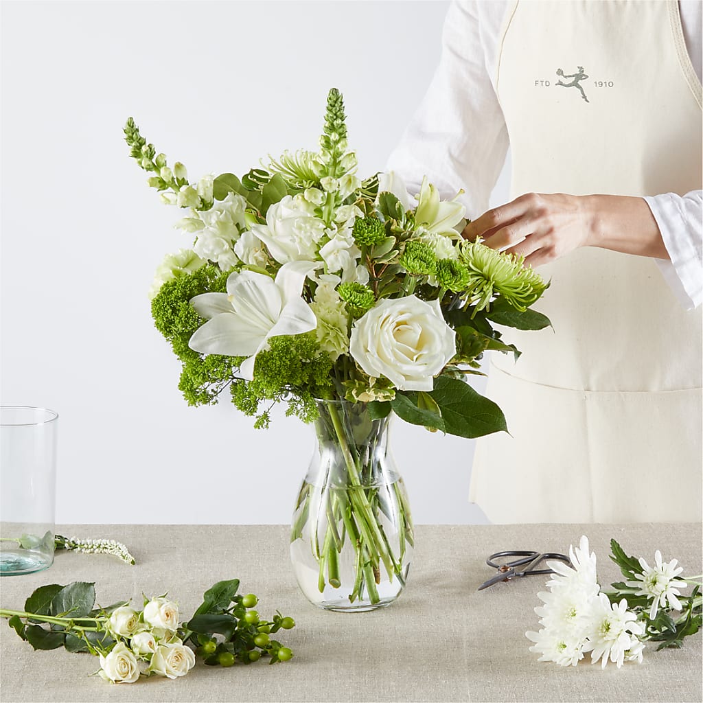 Irish Garden - A Florist Original – LANELLE'S FLORAL DESIGNS, Livonia LA