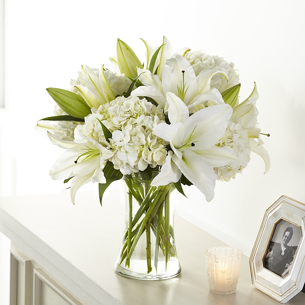 Compassionate Lily Bouquet – LANELLE'S FLORAL DESIGNS, Livonia LA