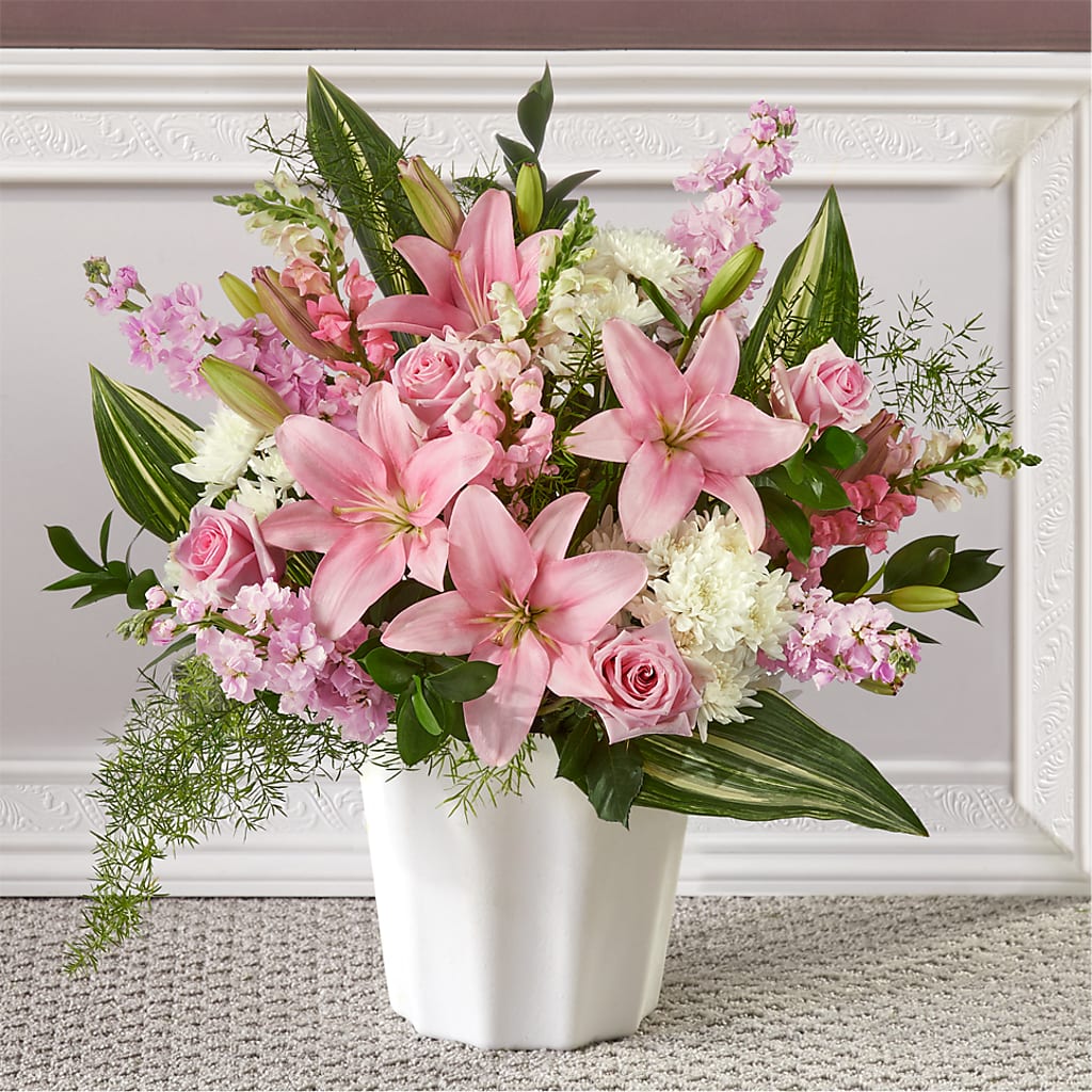 Simply Serene Floor Basket – LANELLE'S FLORAL DESIGNS, Livonia LA