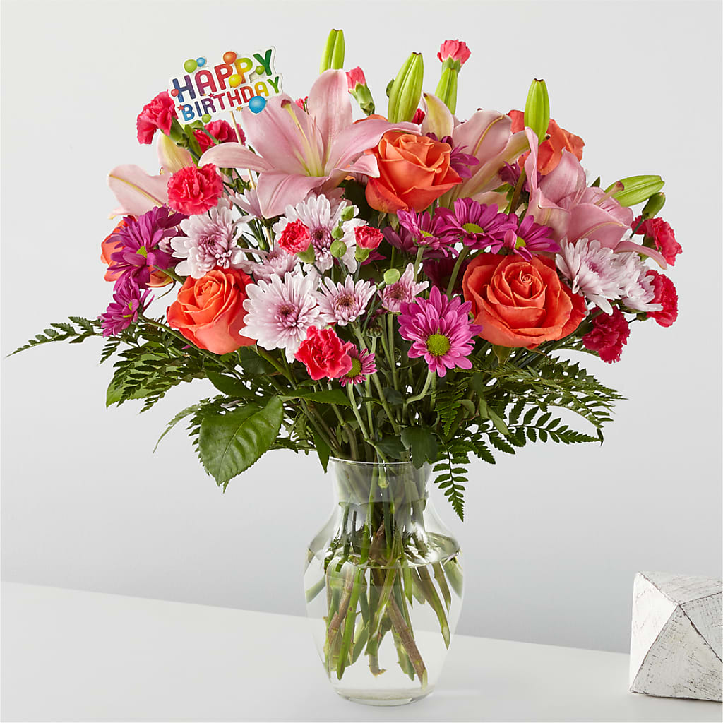 Light of My Life Bouquet & Happy Birthday Topper – LANELLE'S FLORAL DESIGNS, Livonia LA