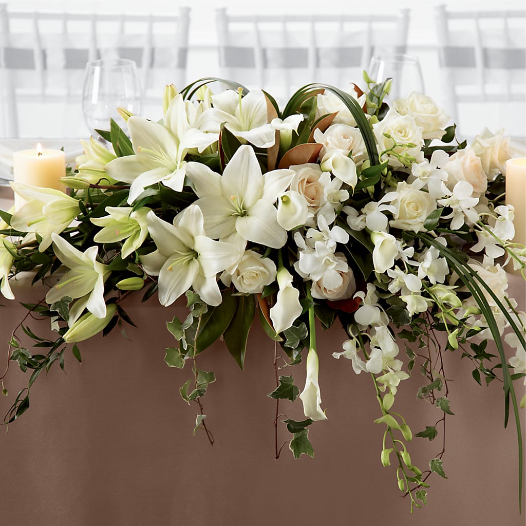 White Linen Arrangement – LANELLE'S FLORAL DESIGNS, Livonia LA