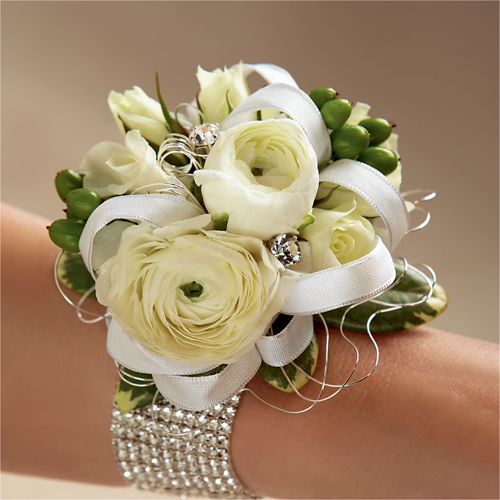 White Wedding Corsage – LANELLE'S FLORAL DESIGNS, Livonia LA