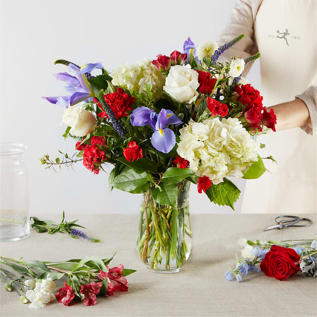 Star Spangled - A Florist Original – LANELLE'S FLORAL DESIGNS, Livonia LA