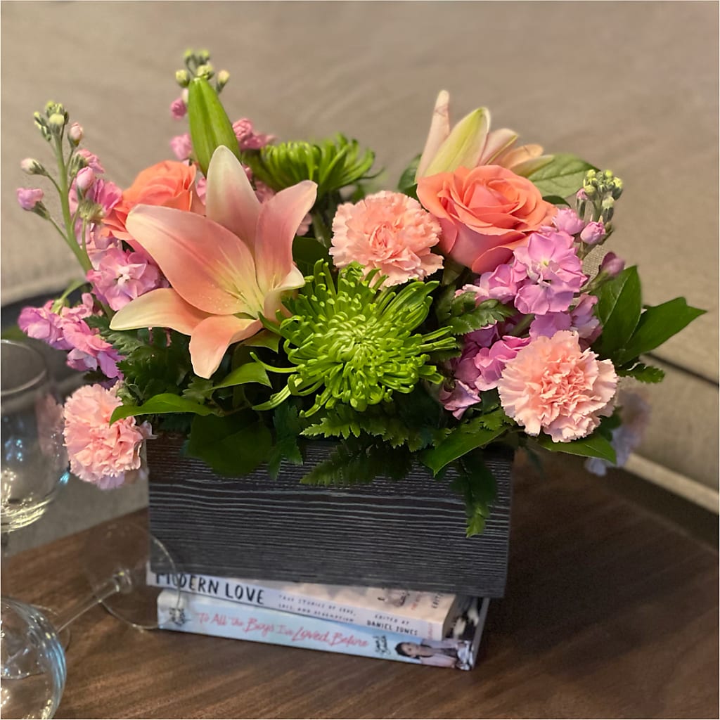 Beautiful Spirit Basket – LANELLE'S FLORAL DESIGNS, Livonia LA
