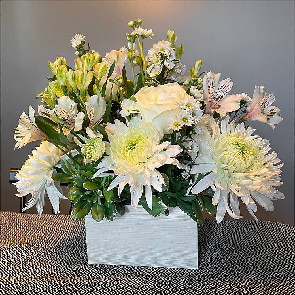 Eternal Affection Arrangement – LANELLE'S FLORAL DESIGNS, Livonia LA