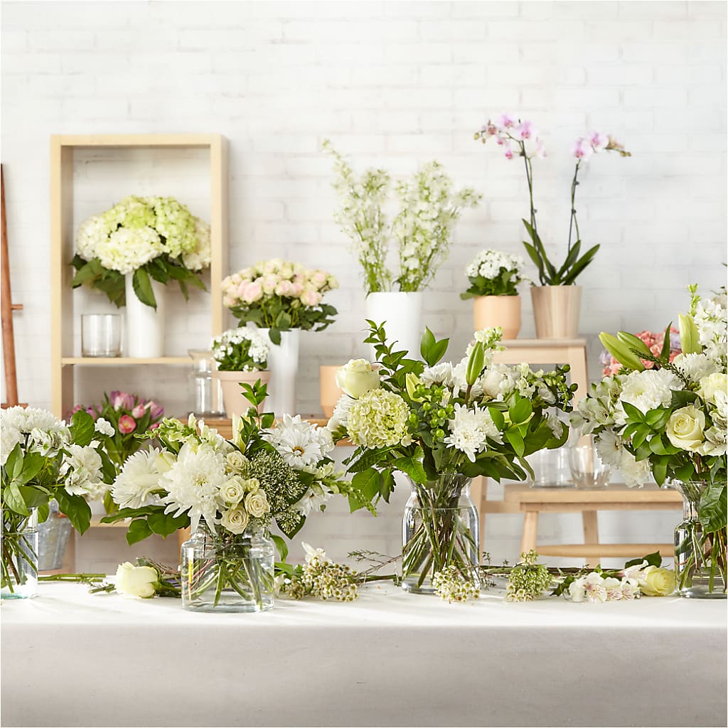 Classic Ivory – A Florist Original – LANELLE'S FLORAL DESIGNS, Livonia LA