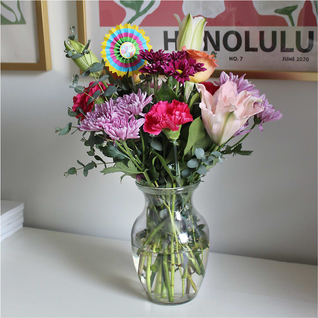 Light of My Life Bouquet & Happy Birthday Topper – LANELLE'S FLORAL DESIGNS, Livonia LA