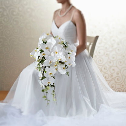 Classic White Bouquet – LANELLE'S FLORAL DESIGNS, Livonia LA